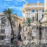 Gasthuis Charme Palermo-by E&k